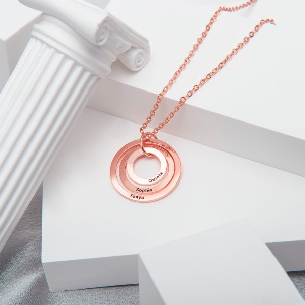 A Rose Gold 3 Ring Name Necklace