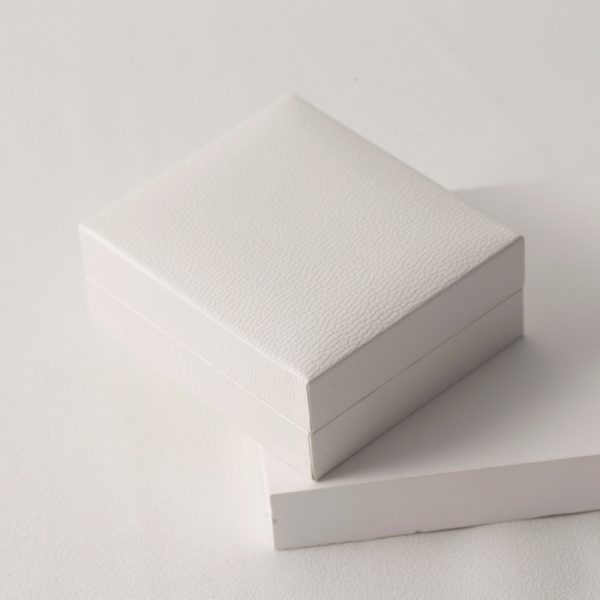 white ring box